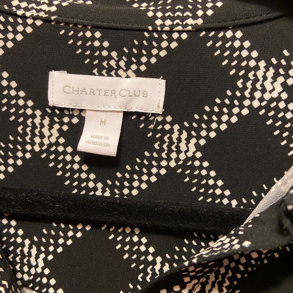 Top - Picture 2 of 2